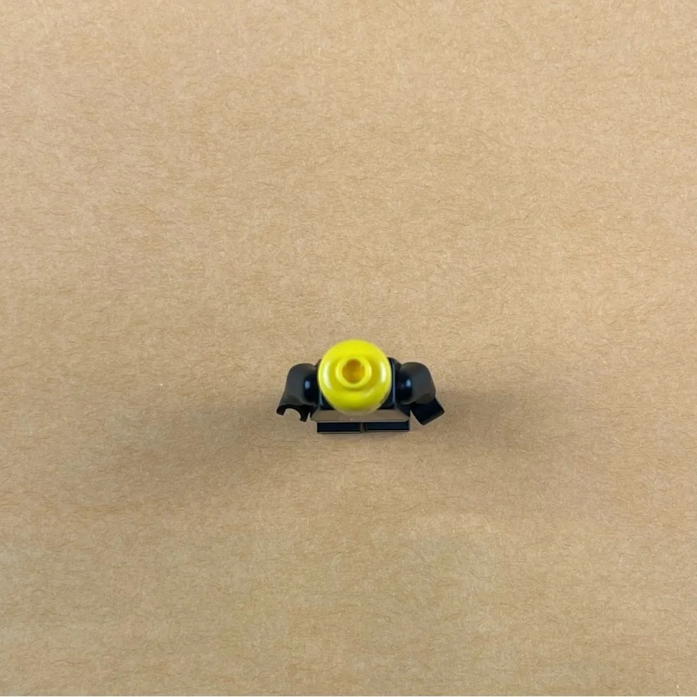 LEGO City Bandit Male Minifigure 60042 High Speed Police Chase Criminal Crook 2”